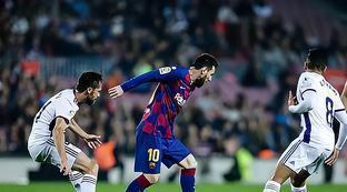 地的球迷被 地的球迷被